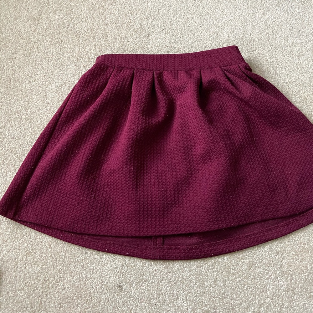 Maroon shirt stretchy skirt